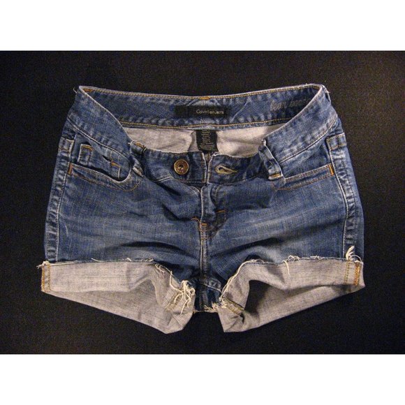 Calvin Klein Womans JEANS SHORTS Cut Off W 28 MEASURED Daisy Dukes Blue Denim - Picture 1 of 9